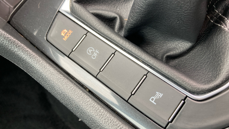 Volkswagen Tiguan 2.0 TDi 150 R-Line 5dr Diesel Estate